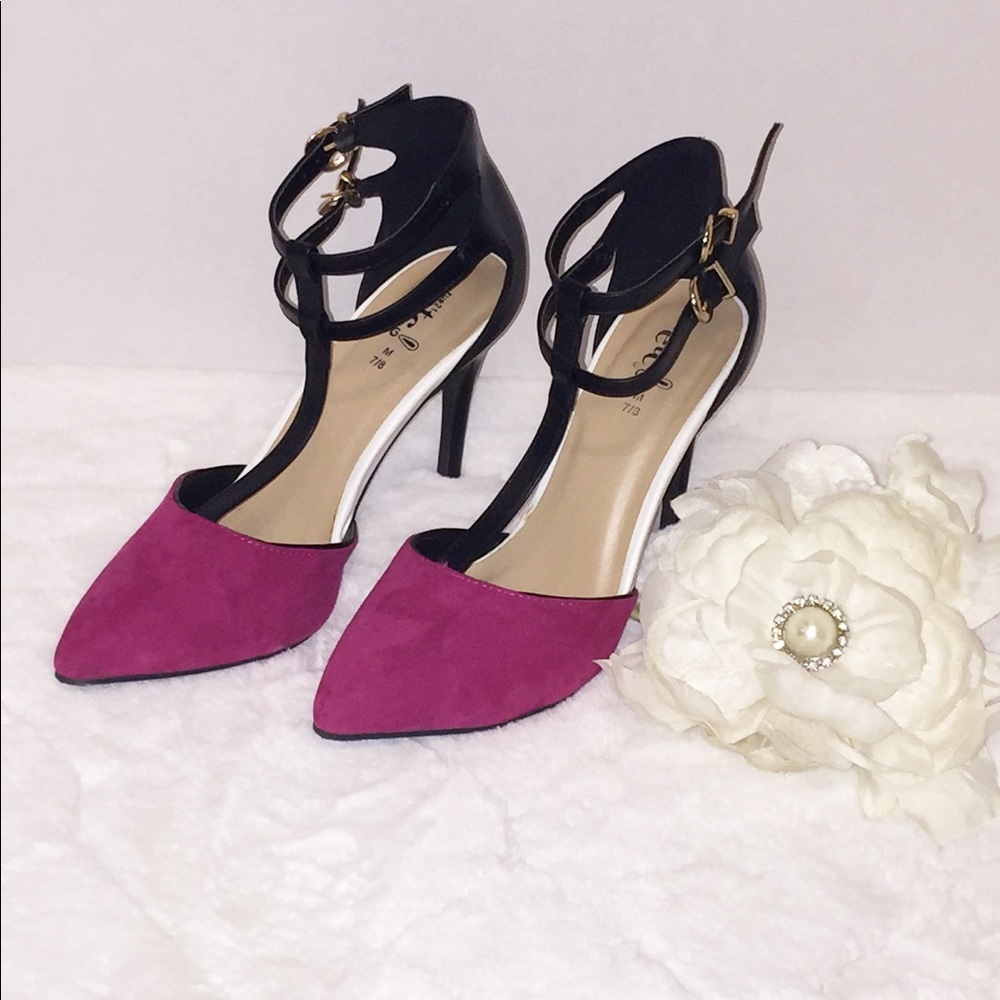 Hot Pink/Black Heels size 7/8M